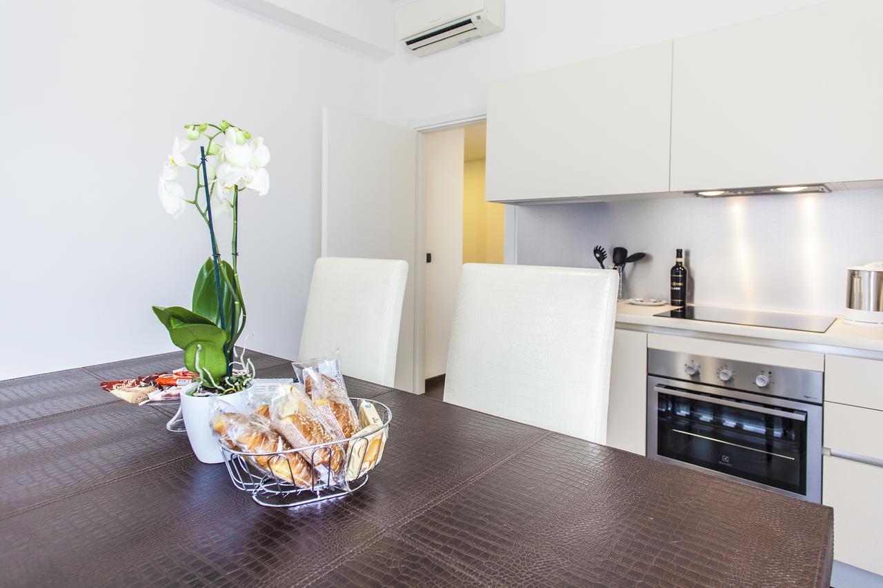 Hemeras Boutique Homes - Design Apartments In Milan Center Экстерьер фото