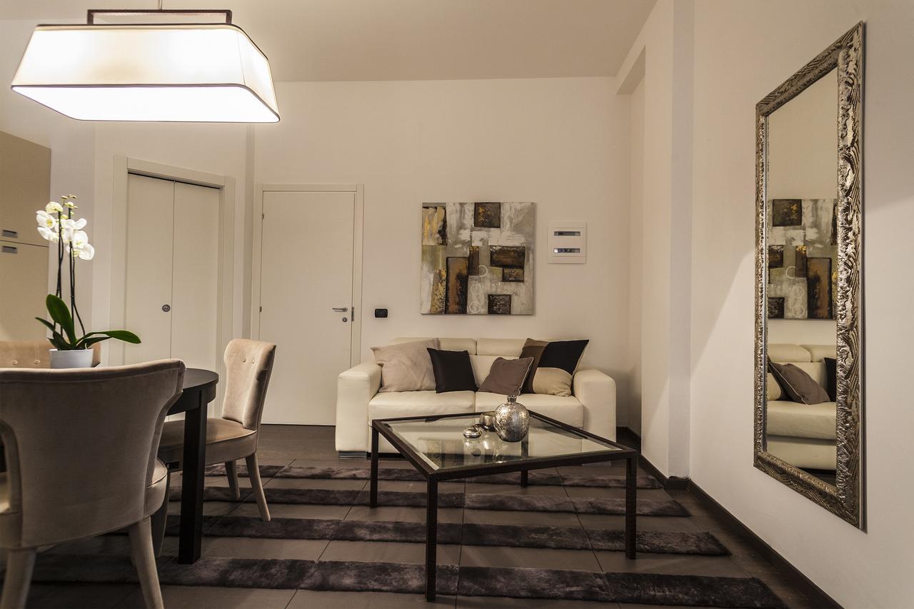 Hemeras Boutique Homes - Design Apartments In Milan Center Экстерьер фото
