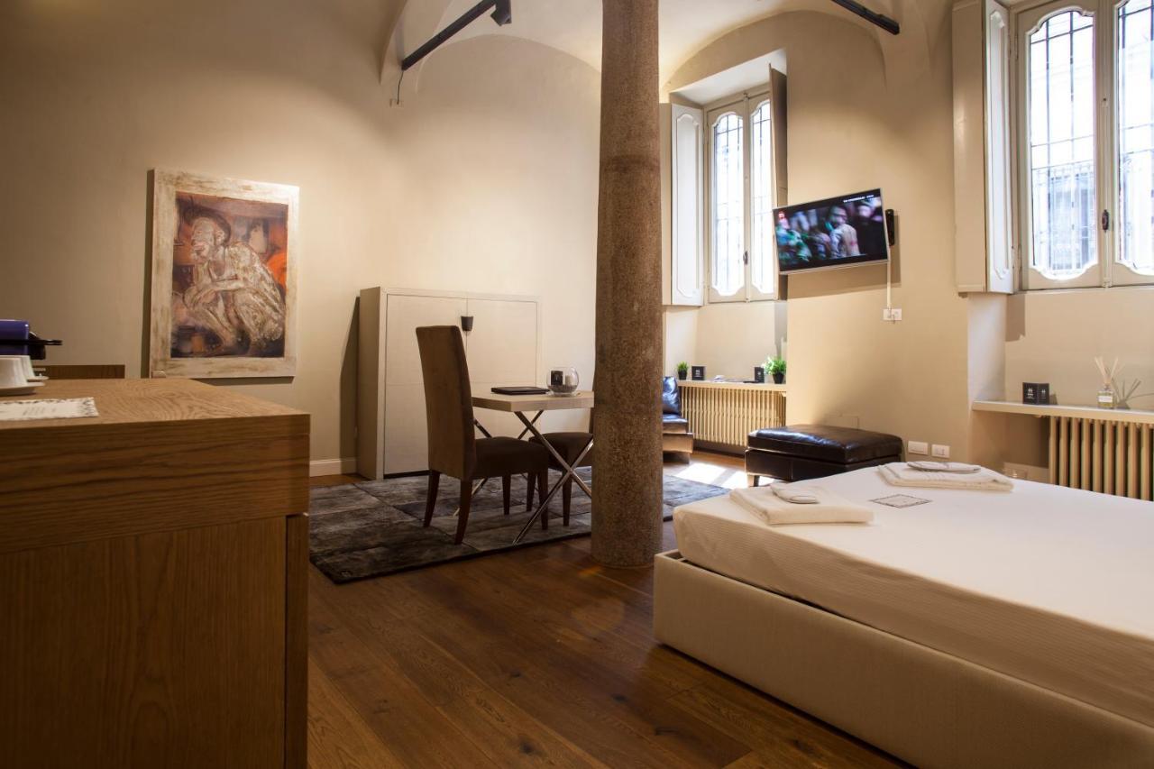 Hemeras Boutique Homes - Design Apartments In Milan Center Экстерьер фото